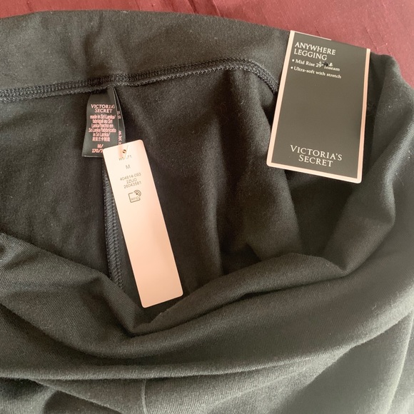 Victoria Secret Leggings - Size M - Picture 4 of 5